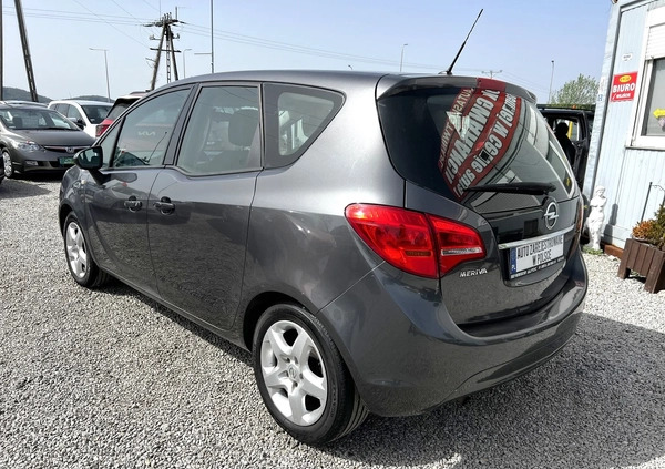 Opel Meriva cena 19800 przebieg: 289000, rok produkcji 2011 z Koło małe 56